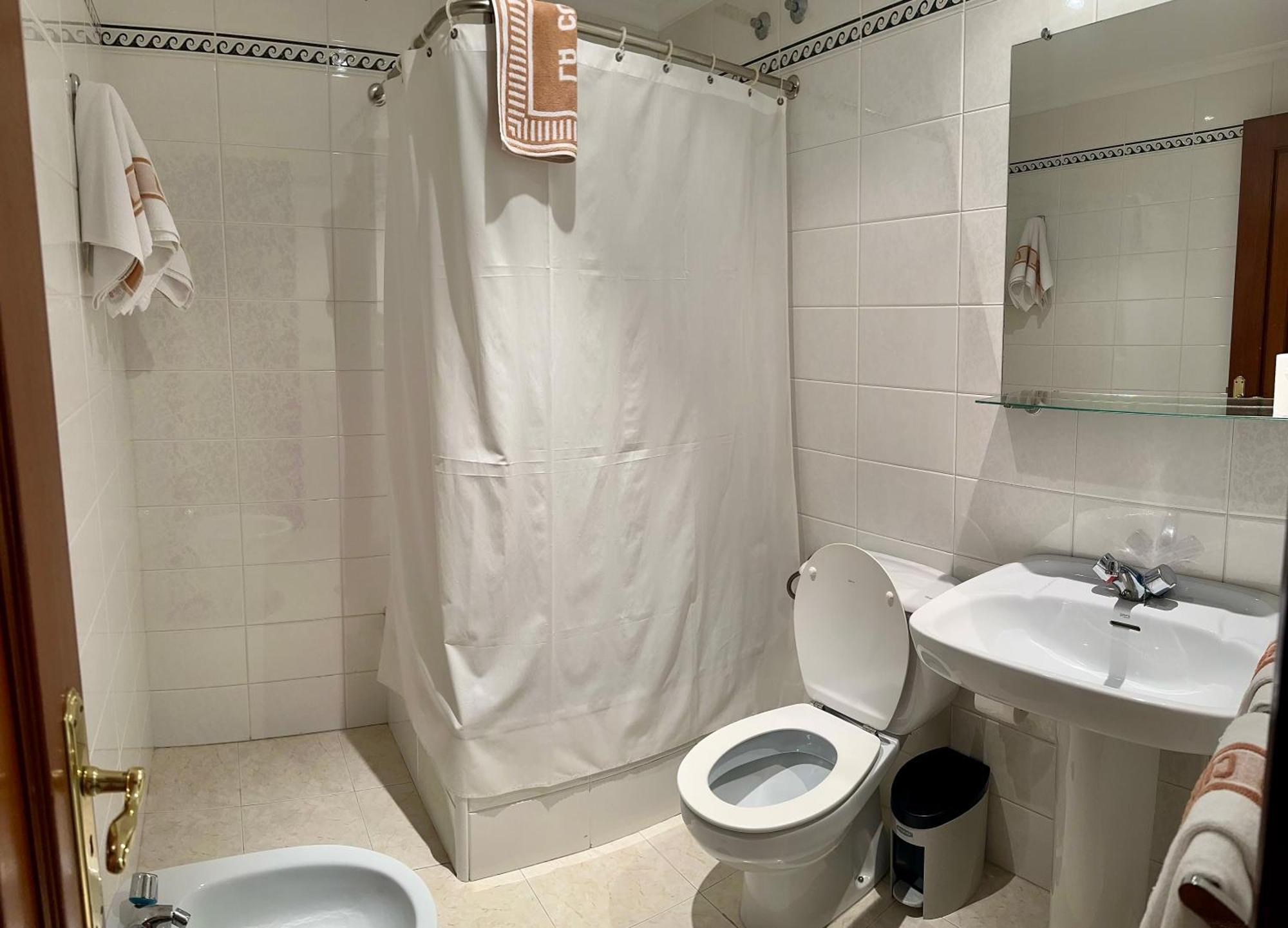 Hostal La Cubana Карбаллино Экстерьер фото