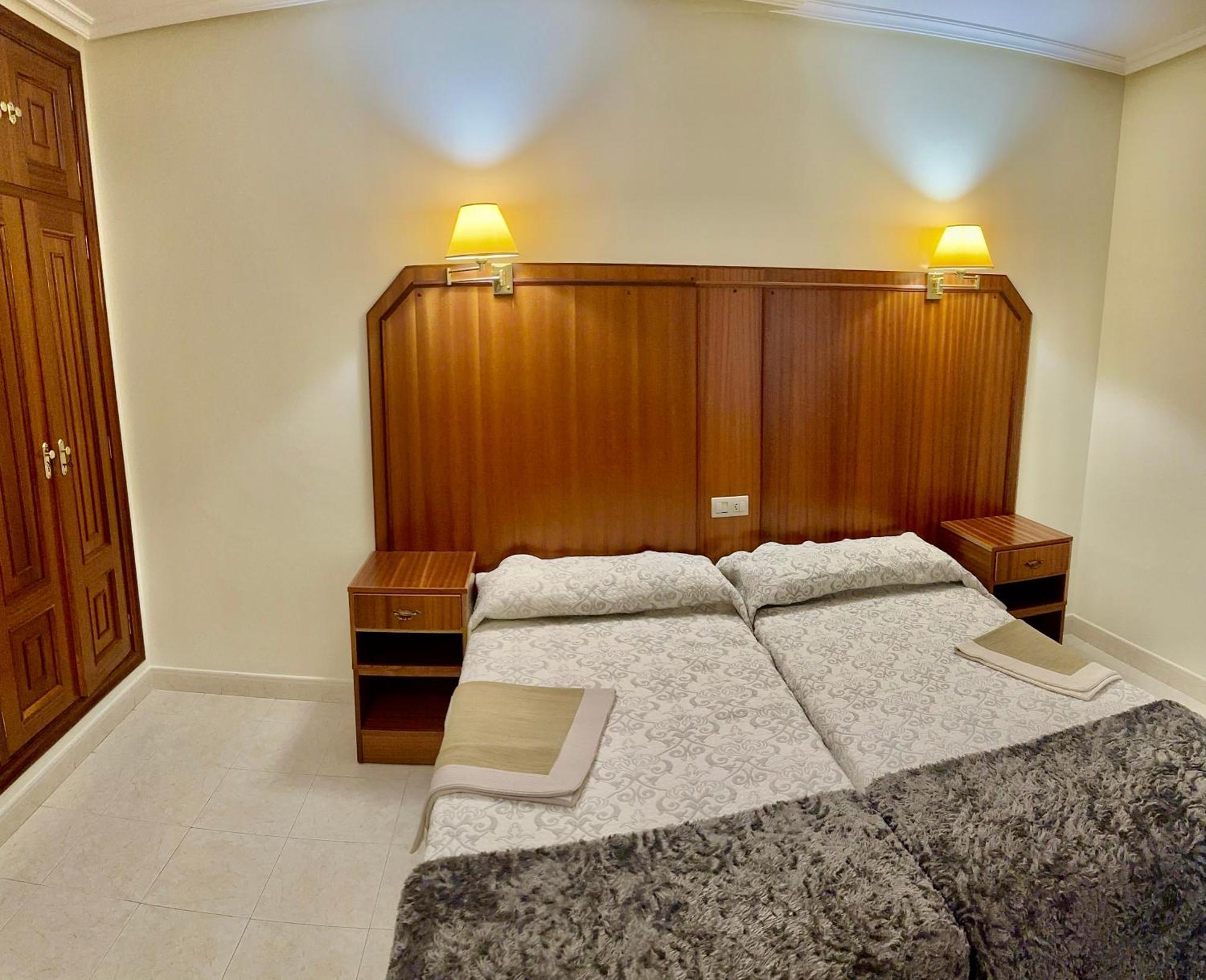 Hostal La Cubana Карбаллино Экстерьер фото